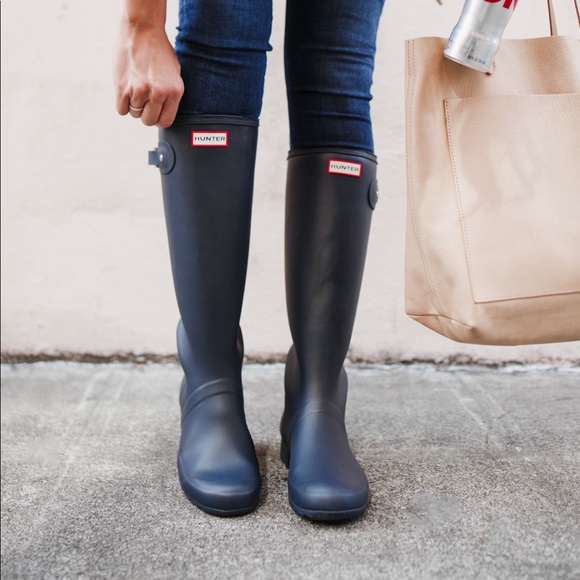 Hunter Shoes - Black matte tall hunter boots